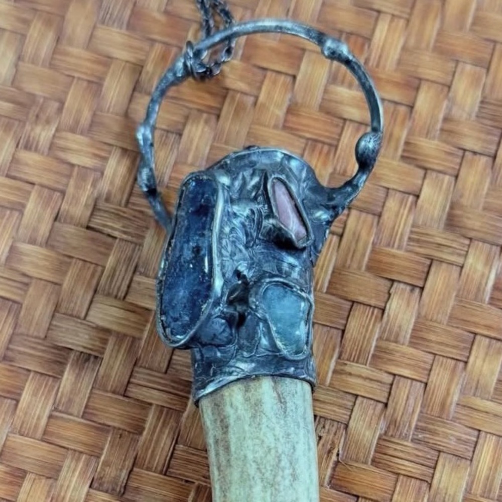 Unique Antler Pendant Necklace - Picture 3 of 4